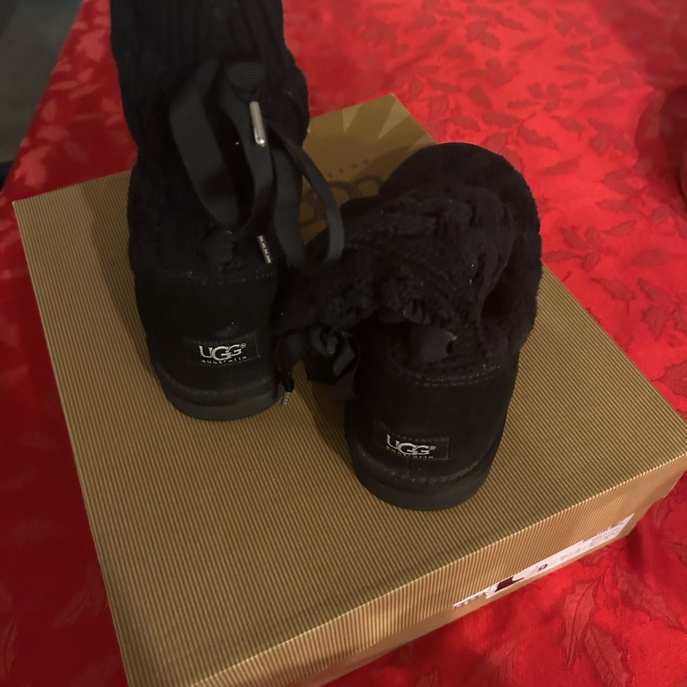 Uggs! - image 1